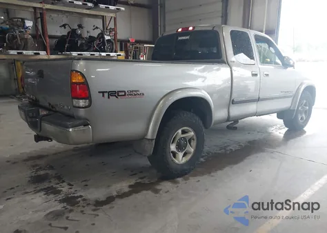2003 Toyota Tundra Sr5 V8 from USA, damaged, VIN 5TBBT44153S436766